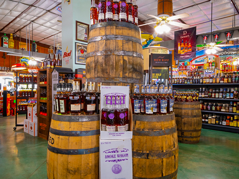 Hootin Holler Liquor Store in Gun Barrell City, TX